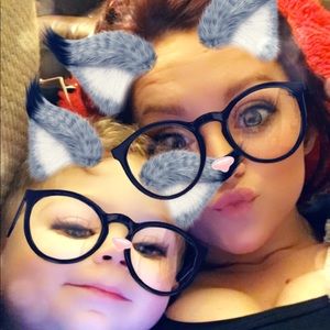 Meet your Posher, Lauren